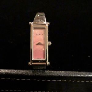 Gucci Bracelet Watch💋